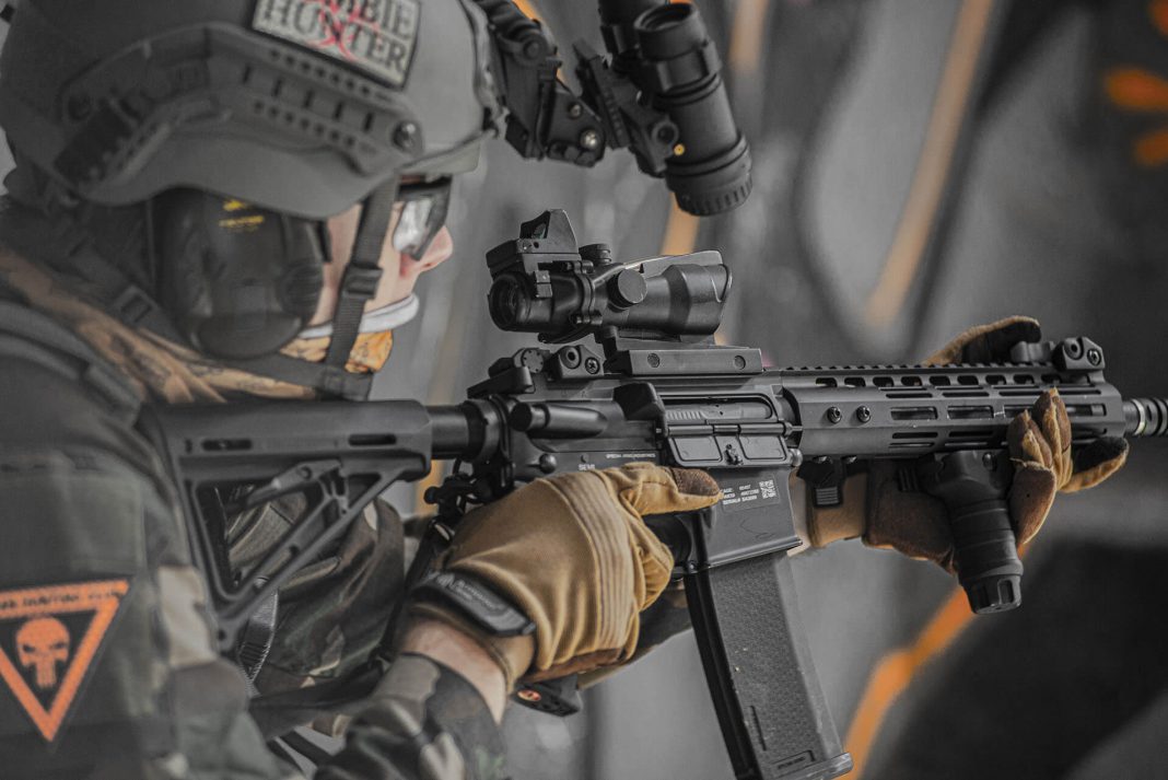 Fired Navy official writes op-ed about Trump’s meddling in Navy SEAL case